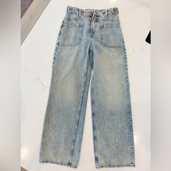 We The Free Palmer Cuffed Jeans (ONLY WORN ONCE) - Picture 3 of 5